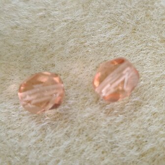 Facetkraal peach 5.5x6mm