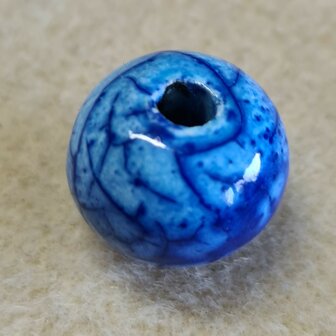 Keramieke kraal ca18mm blauw bewerkt