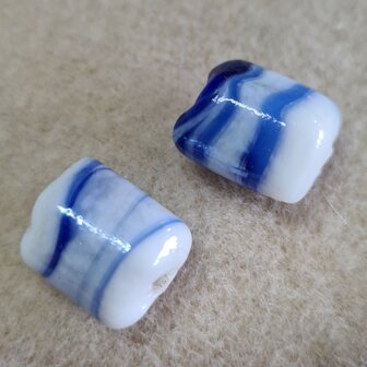 Glaskraal wit met delftsblauw 13x16mm