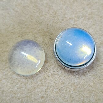 Opalite plaksteen white opal rond 15mm 