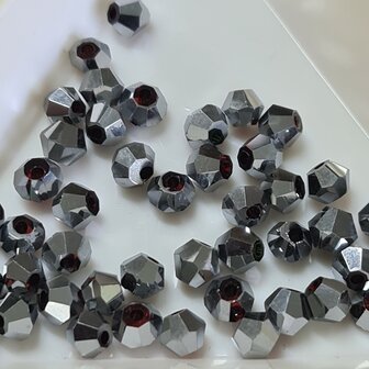 Konische glaskraal hematite 4mm